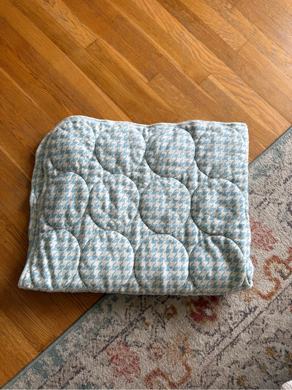 Kate Quinn quilt Blanket